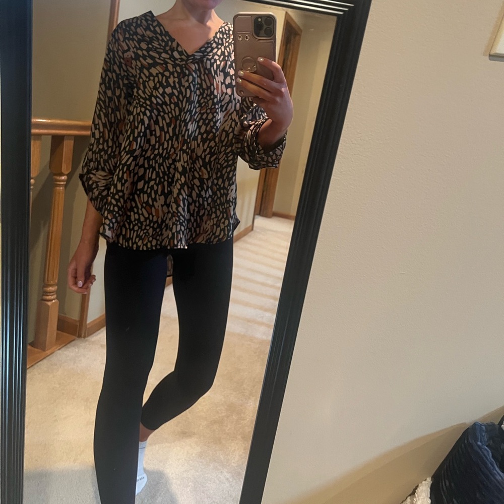 VICI Women’s Printed Blouse Size Small
